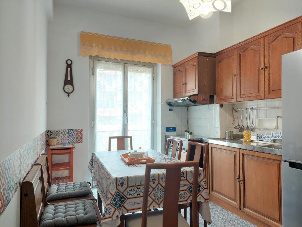 House Mamma Marisa By Holiday World Gênes Extérieur photo